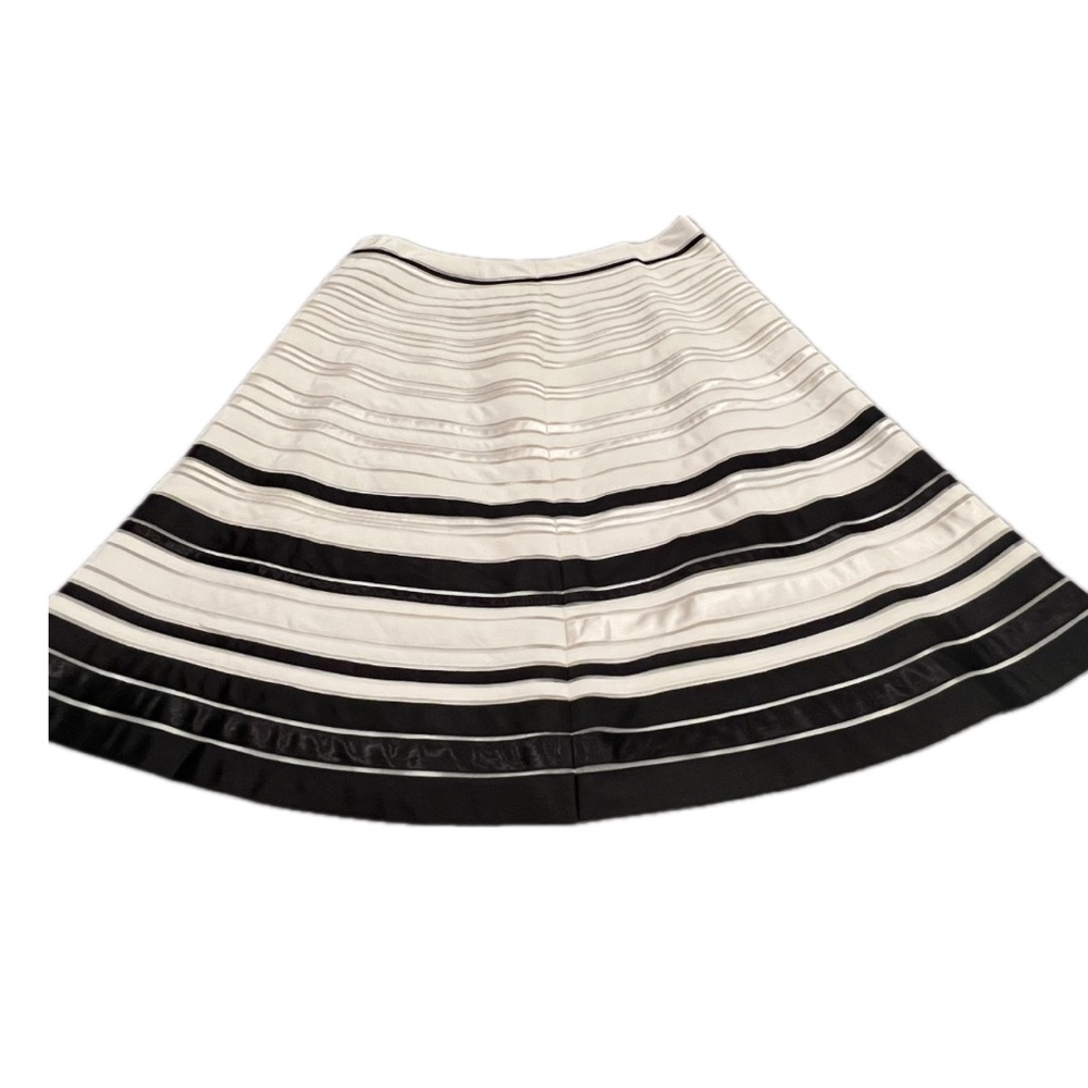 Linda Allard for Ellen Tracy black and ivory tiered skirt.